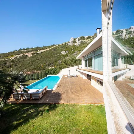Glorious Villa With Jacuzzi, Sauna And Private Pool In Bodrum, Mugla * Yalıkavak