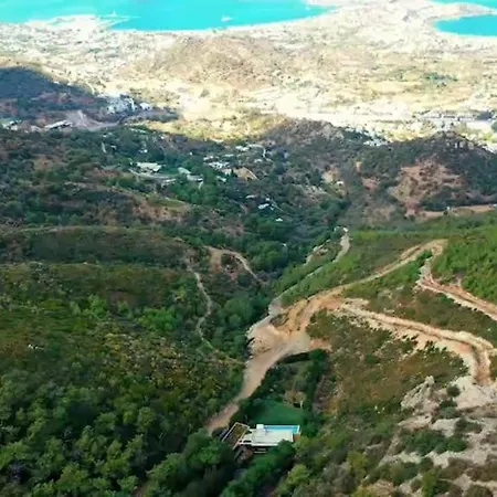 Lejlighed Glorious Villa With Jacuzzi, Sauna And Private Pool In Bodrum, Mugla Yalıkavak