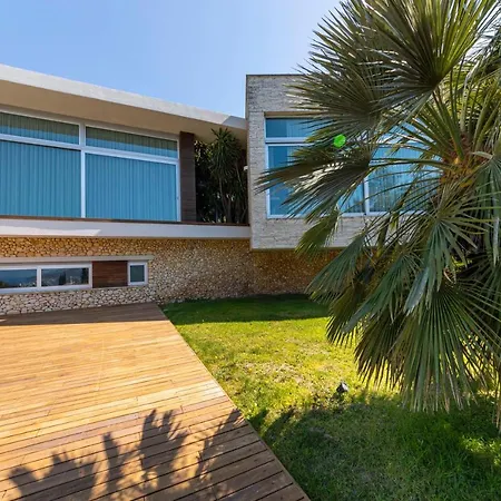Glorious Villa With Jacuzzi, Sauna And Private Pool In Bodrum, Mugla Апартаменты